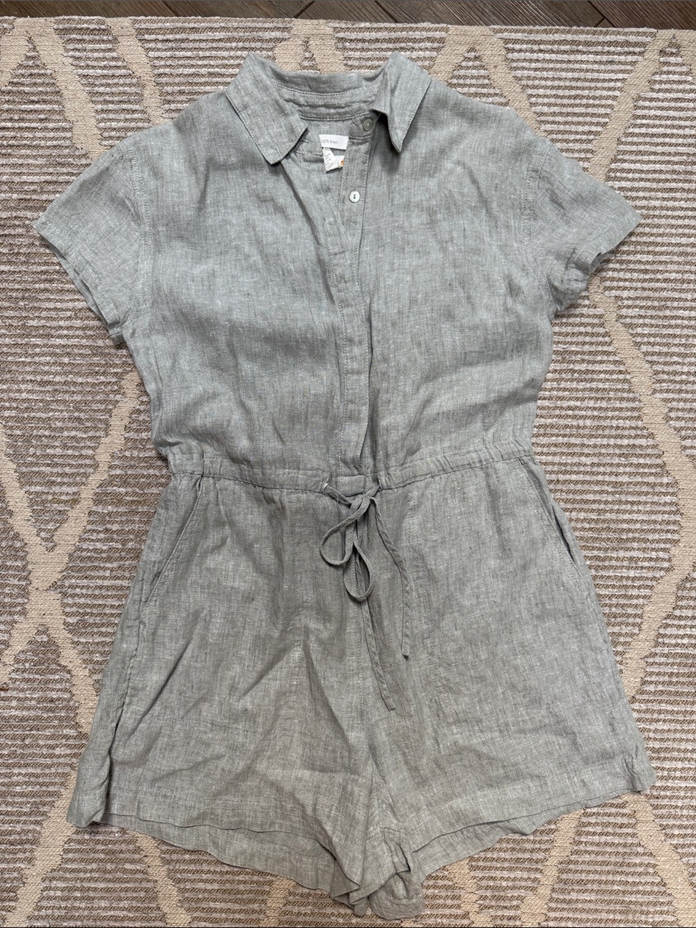 C&C California Gray Linen Short-Sleeve Romper with Drawstring